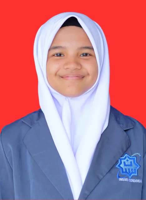 NAILA AMANDA ADAMI